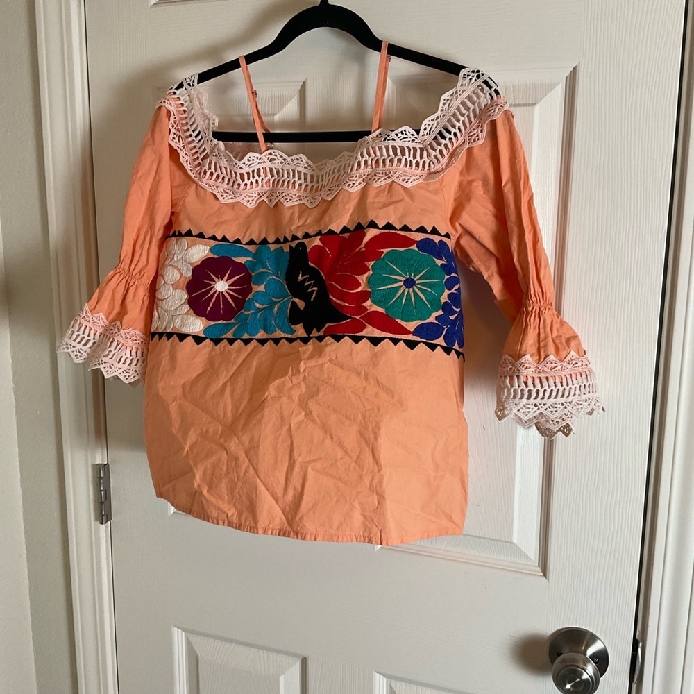 YIMAI OFF THE SHOULDER Peach Women's Top size small - Picture 3 of 12